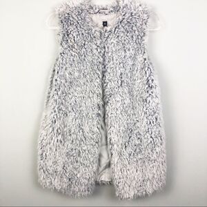 DESIGN LAB LORD & TAYLOR | Gray Fur Vest Sz Small